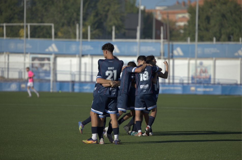 club-argentino-players-celebrating